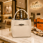 Luxury Women's Mini Top Handle Tote Bag – Elegant Everyday Handbag